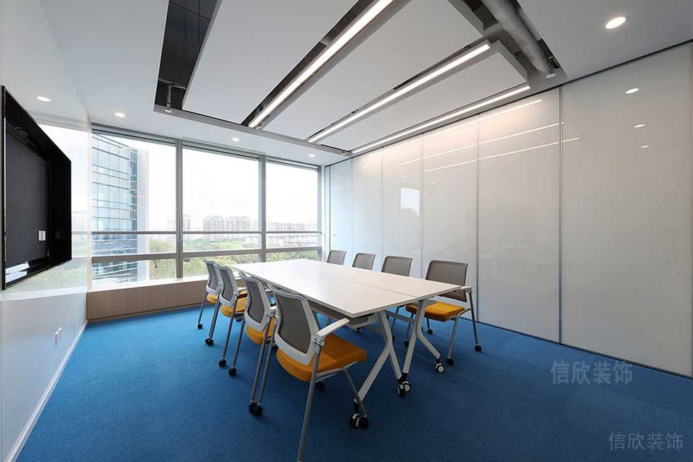 現代簡約風格企業(yè)辦公空間商務會議室裝修圖