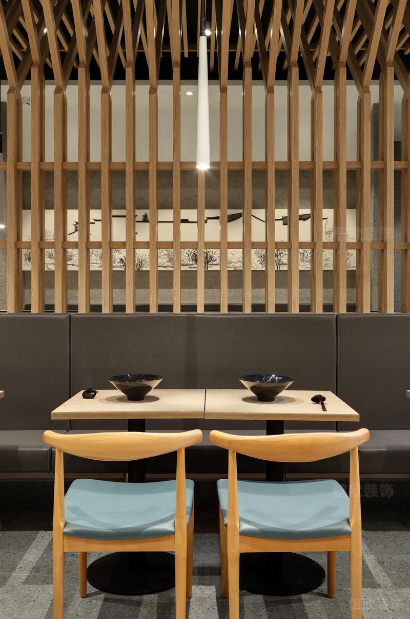 深圳華強北餐飲裝修設(shè)計公司案例餐桌餐椅