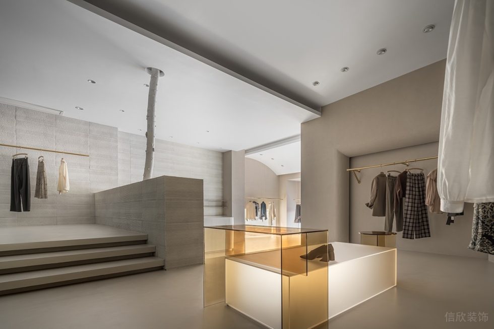 深圳市南山區(qū)華僑城現(xiàn)代風(fēng) Kerr 可兒家服裝店裝修設(shè)計(jì)玻璃矮島臺